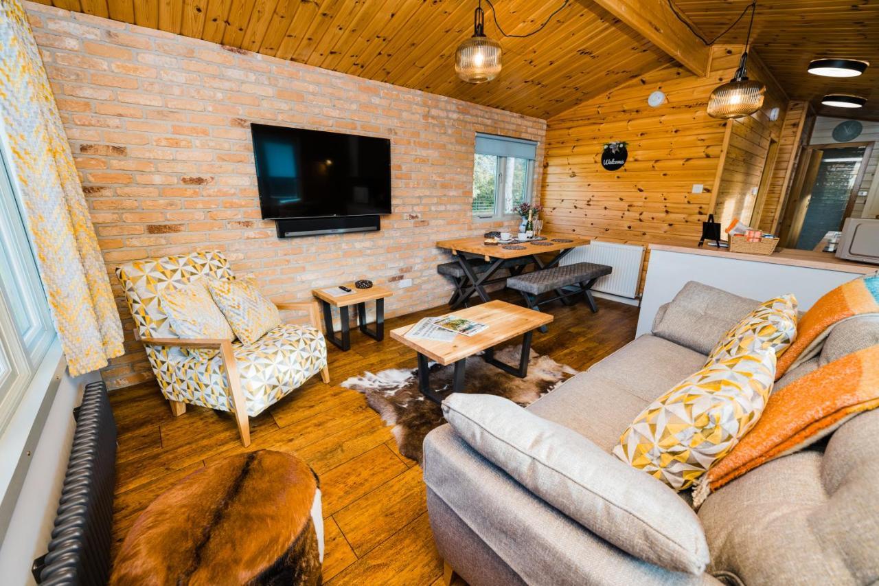 Low Moor Lodge สการ์โบโรห์ ภายนอก รูปภาพ